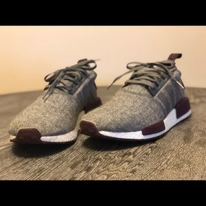 Adidas men’s size 12 maroon and grey sneaker